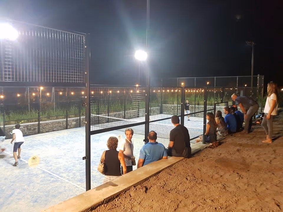 akoya-hotel-&-spa-reunion-1-padel-courts-saint-gilles-les-bains-court4.jpg
