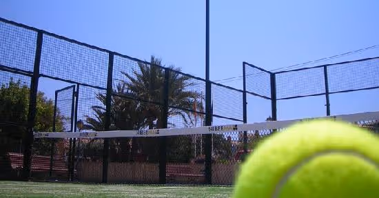 OccidentalPuebloAcantilado-Spain-1-ValencianCommunity-court1.jpg
