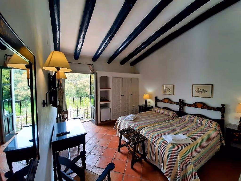 FincaValbono-Spain-1-LaRioja-property2.jpg