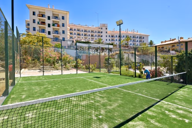 HotelBenalmadenaPalace-Spain-1-Andalusia-court2.jpg