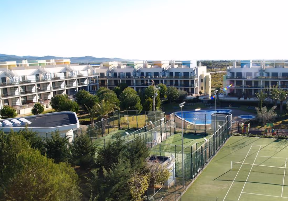 HaciendaSantJordiGolf&Resort-Spain-2-ValencianCommunity-hero.png