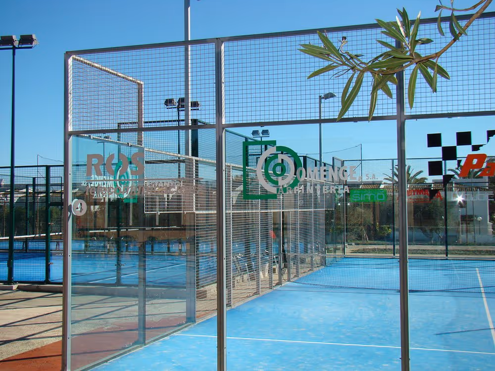 AparthotelClubSimo-Spain-6-BalearicIslands-court1.jpg