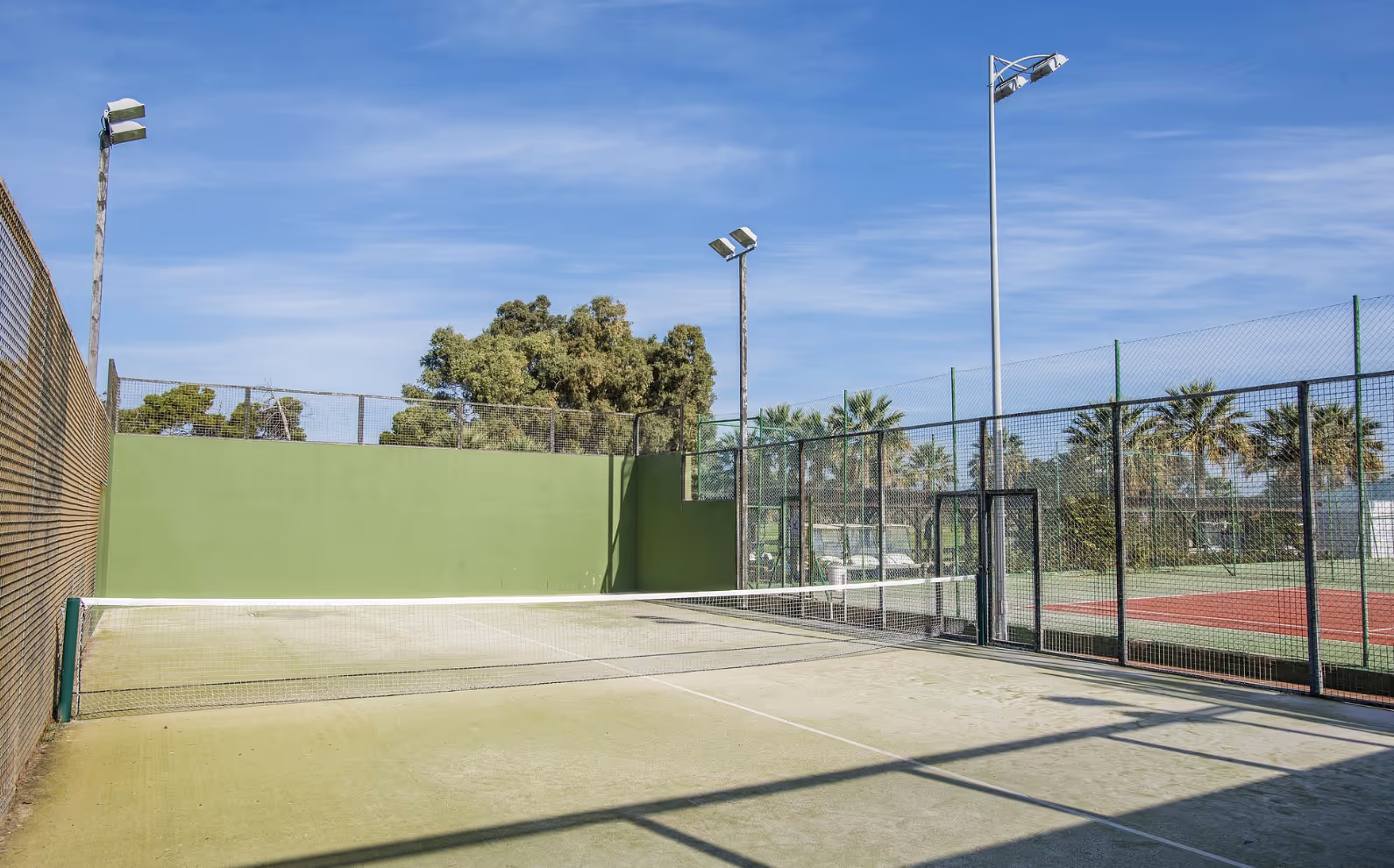 ParadorDeMálagaGolf-Spain-2-Andalusia-court2.png