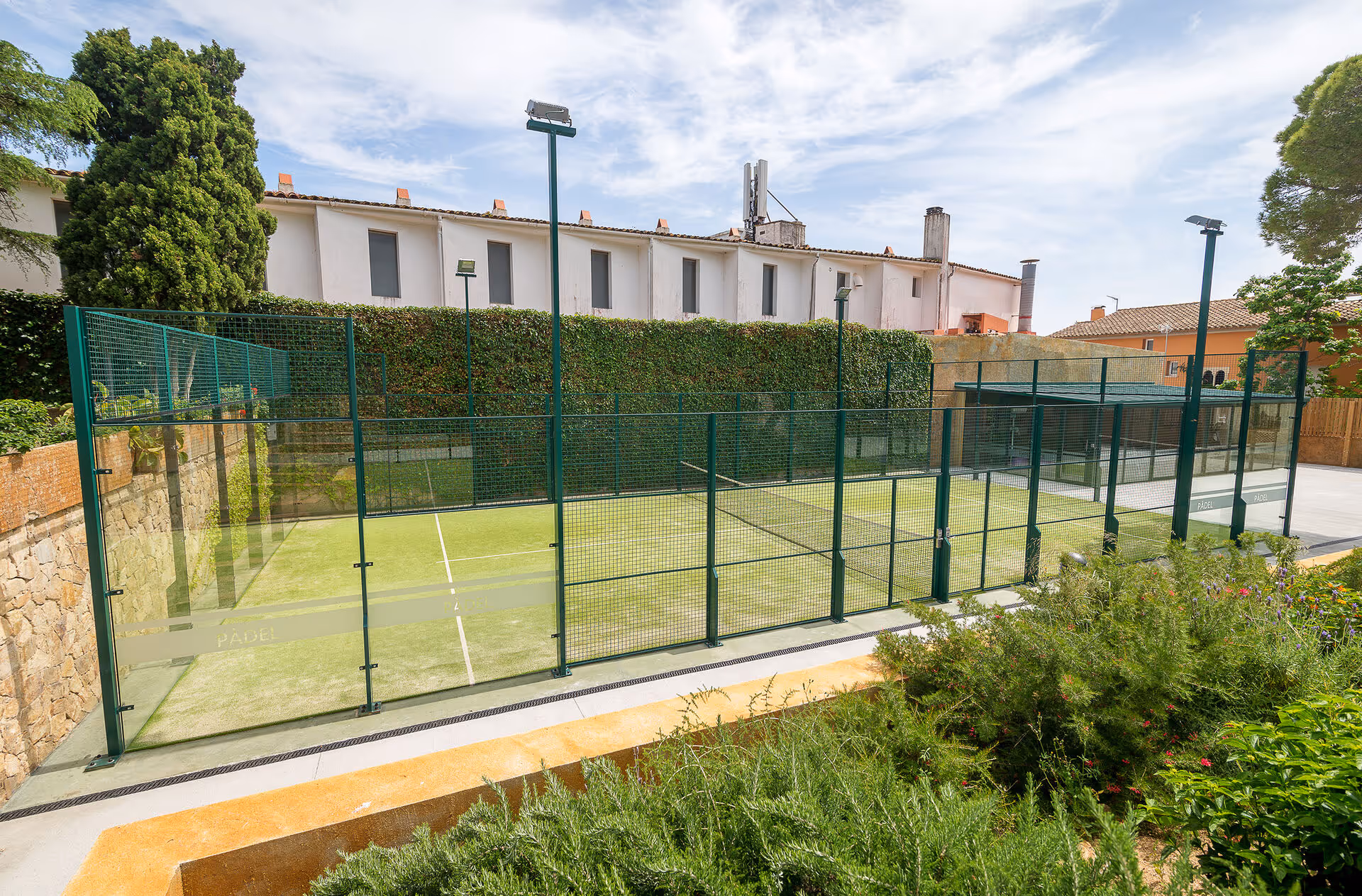 HotelAlga-Spain-1-Catalonia-hero.jpg