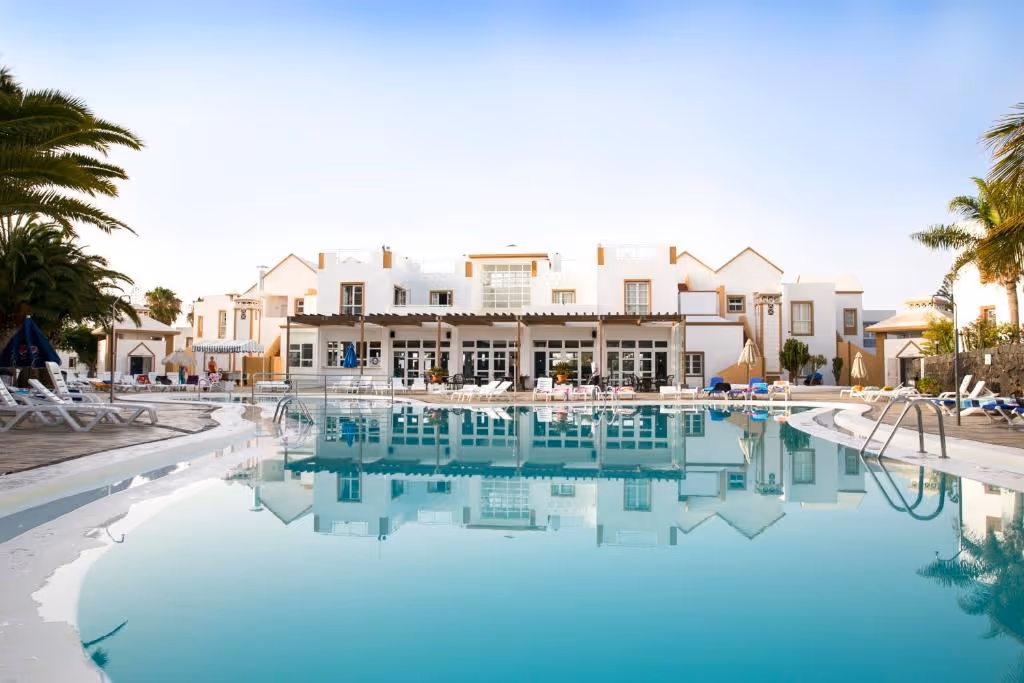 ApartamentosLIVVOMorromar-Spain-2-CanaryIslands-property2.jpg