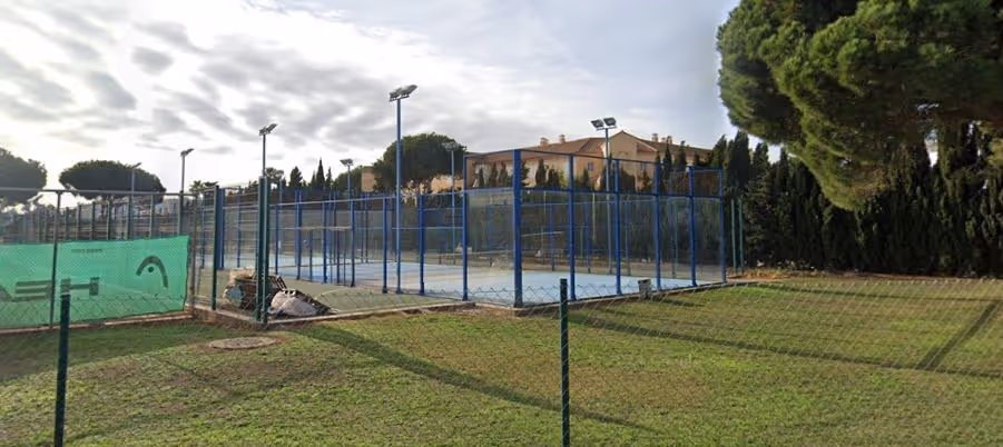 IberostarWavesRoyalAndalus-Spain-6-Andalusia-court1.jpg