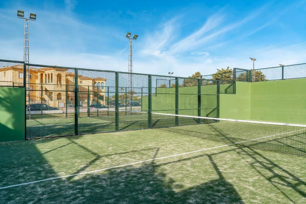 VincciCostaGolf-Spain-4-Andalusia-court3.jpg