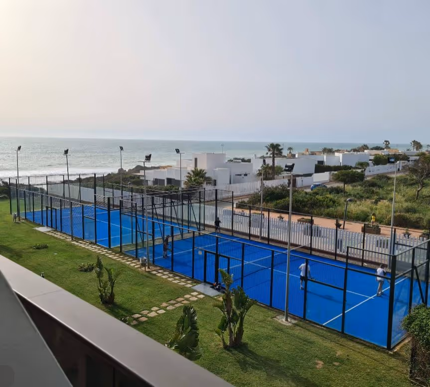 IlunionCalasdeConil-Spain-2-Andalusia-court1.jpg