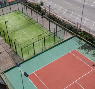 HotelTresAnclas-Spain-1-ValencianCommunity-court1.jpg