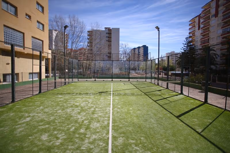 HotelTresAnclas-Spain-1-ValencianCommunity-court2.jpg