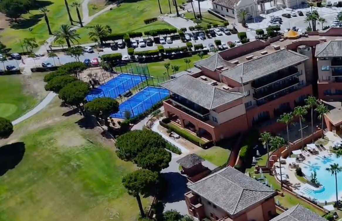 DoubleTreeByHiltonIslantillaBeachGolfResort-Spain-2-Andalusia-hero.png