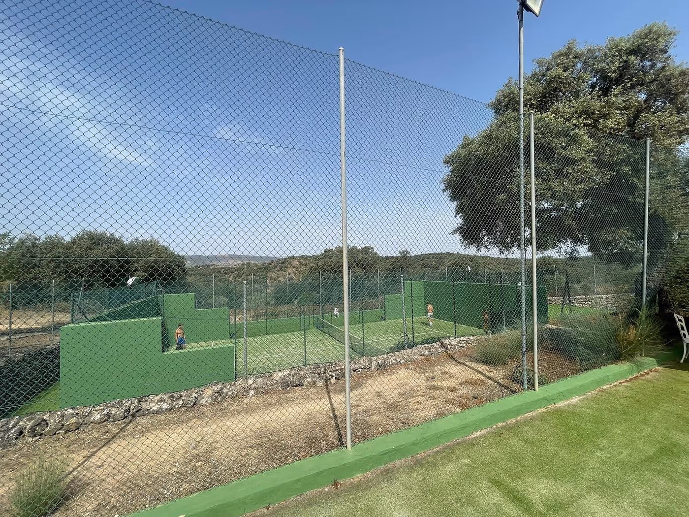 FincaLaBobadillaTheLeadingHotelsOfTheWorld-Spain-1-Andalusia-court1.jpg