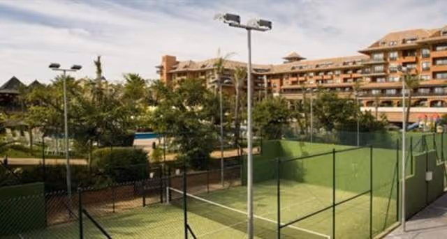 PuertoAntillaGrandHotel-Spain-2-Andalusia-court2.jpg