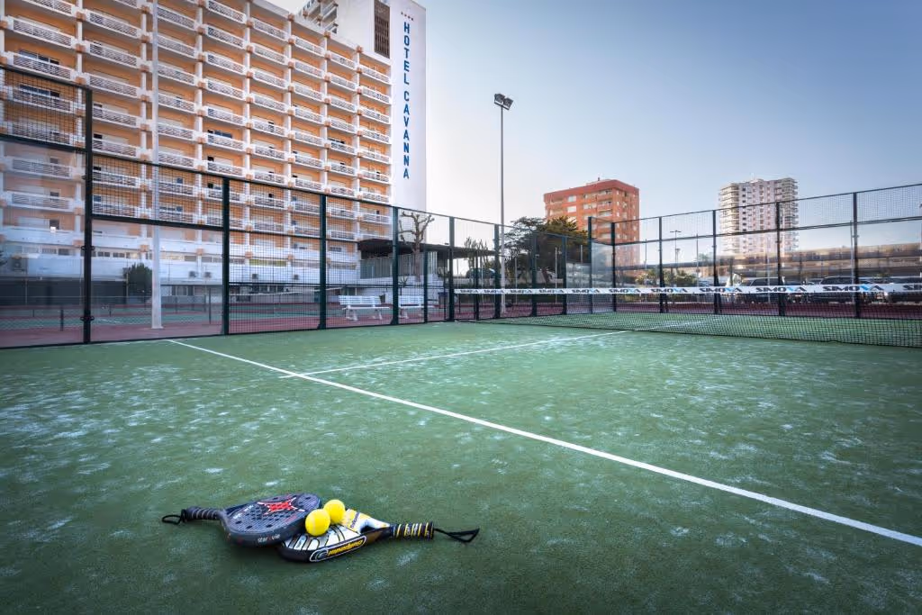 HotelIzánCavanna-Spain-1-RegionofMurcia-court1.jpg