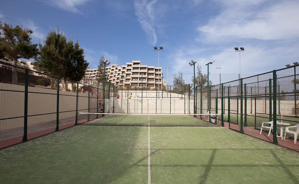 BarcelóLanzaroteActiveResort-Spain-2-CanaryIslands-court3.jpg