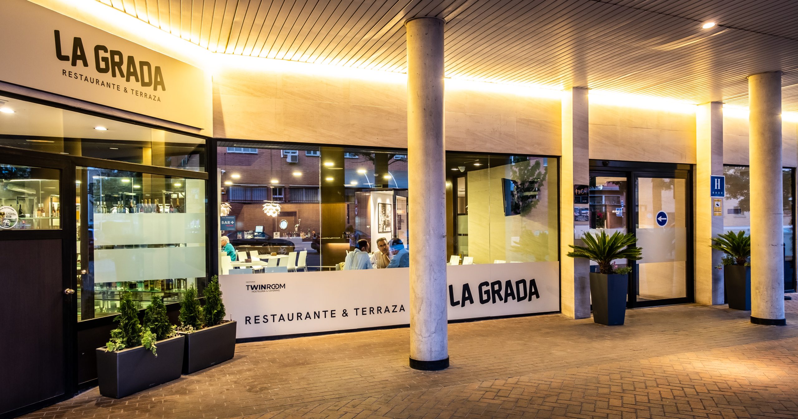 TaCHMadridAirport-Spain-2-Madrid-property2.jpg