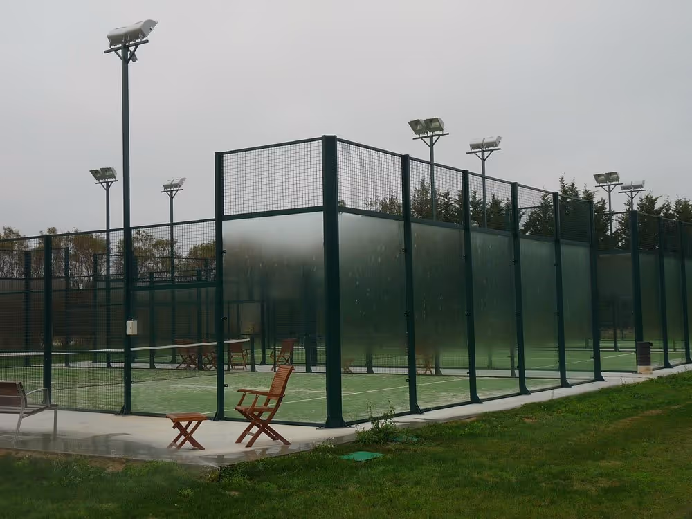 MolidelMigbyURH-Spain-3-Spain-court3.jpg