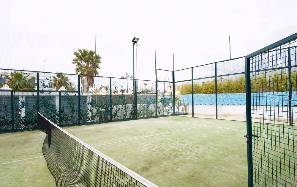 Las Arenas Balneario Resort