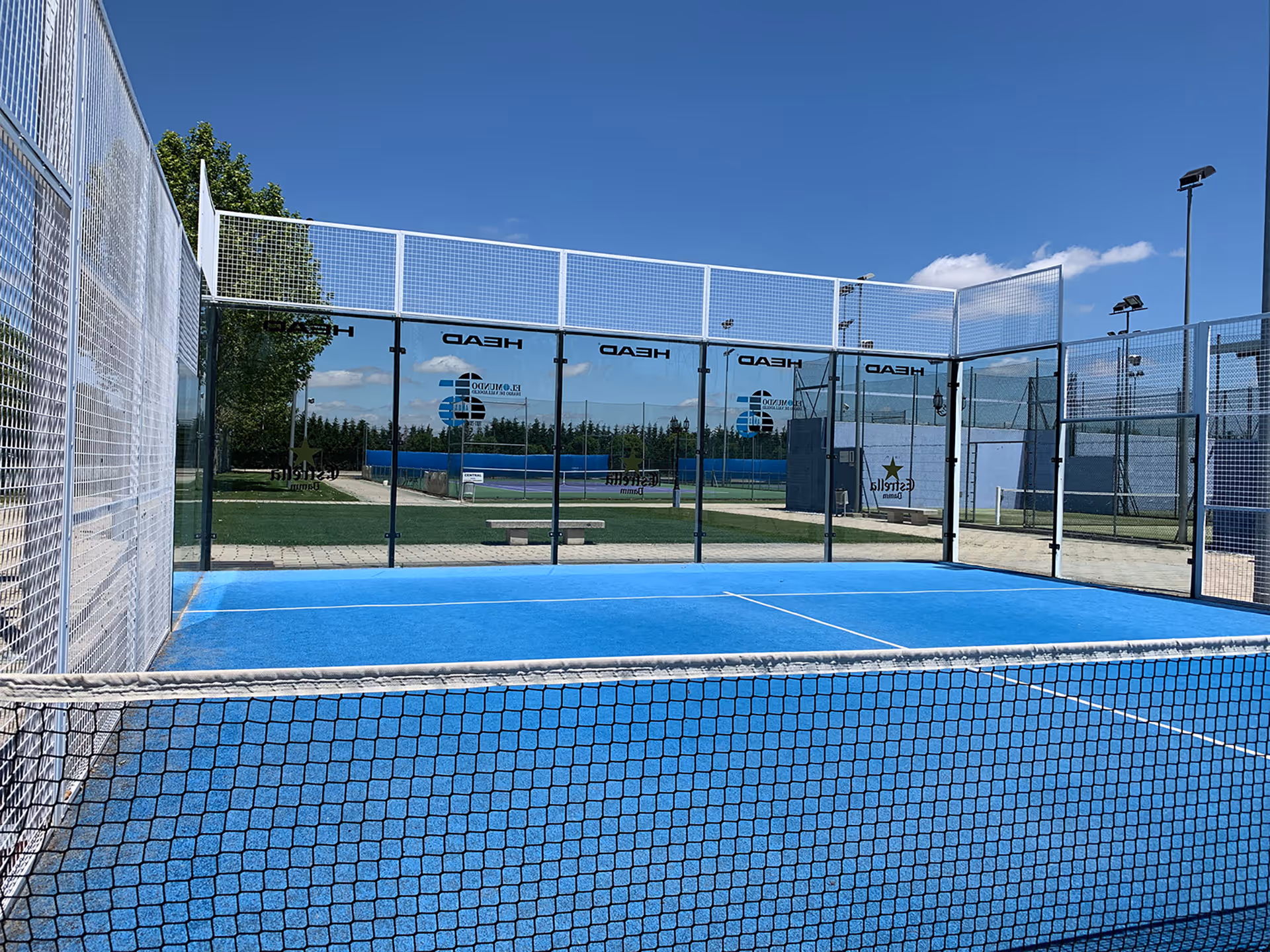 HotelLasaSport-Spain-9-CastileandLeón-court1.jpg