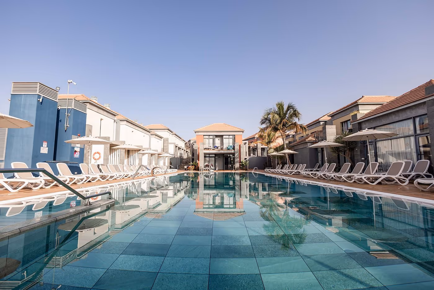 CaybeachMeloneras-Spain-1-CanaryIslands-property2.jpg