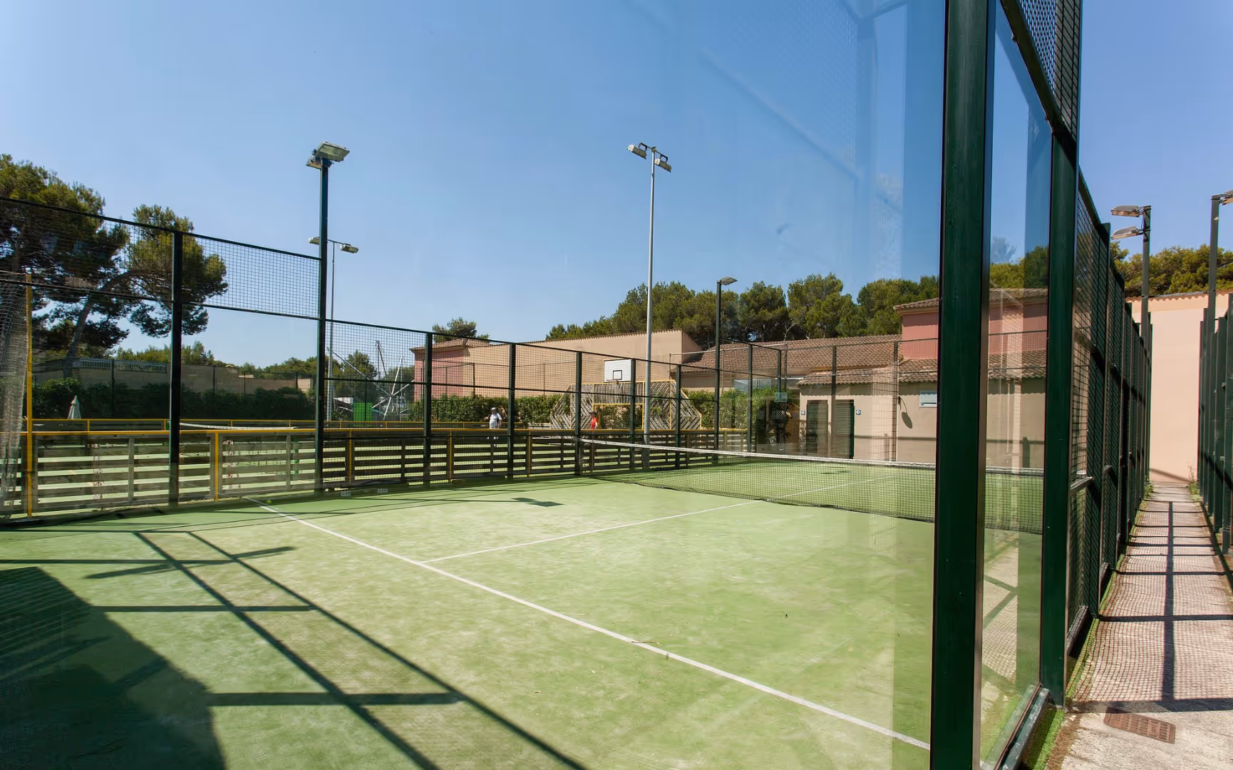 ZafiroBahia-Spain-2-BalearicIslands-court2.png