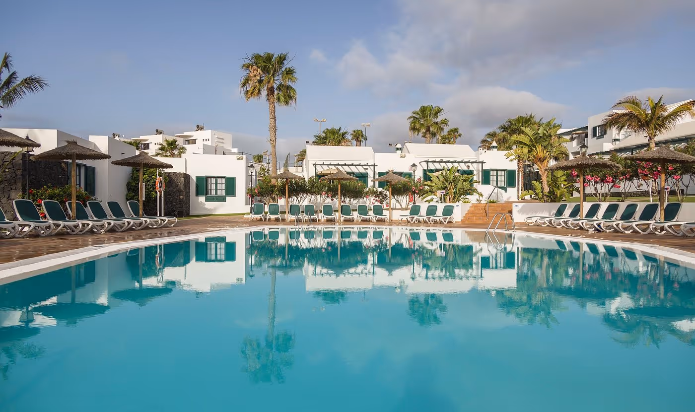 ILUNIONCostaSalLanzarote-Spain-2-CanaryIslands-property2.jpg