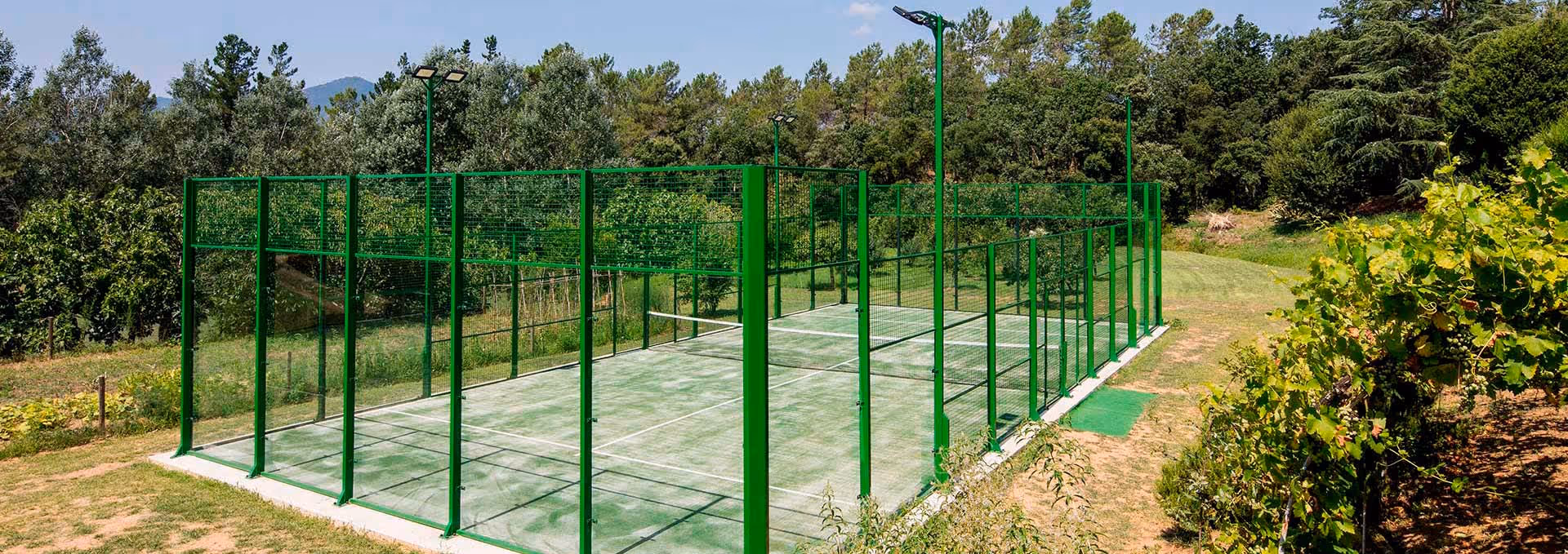 L'EradeCanBurguès-Spain-1-Girona-court2.jpg
