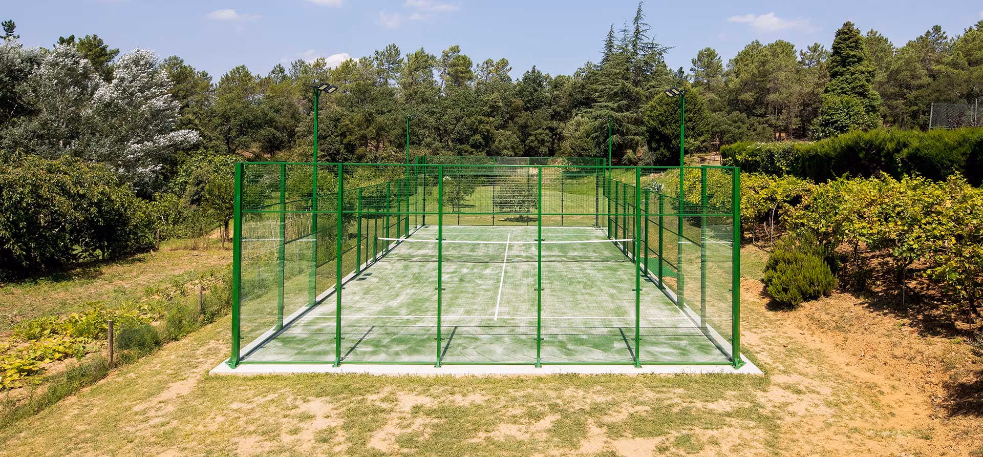 L'EradeCanBurguès-Spain-1-Girona-court1.jpg