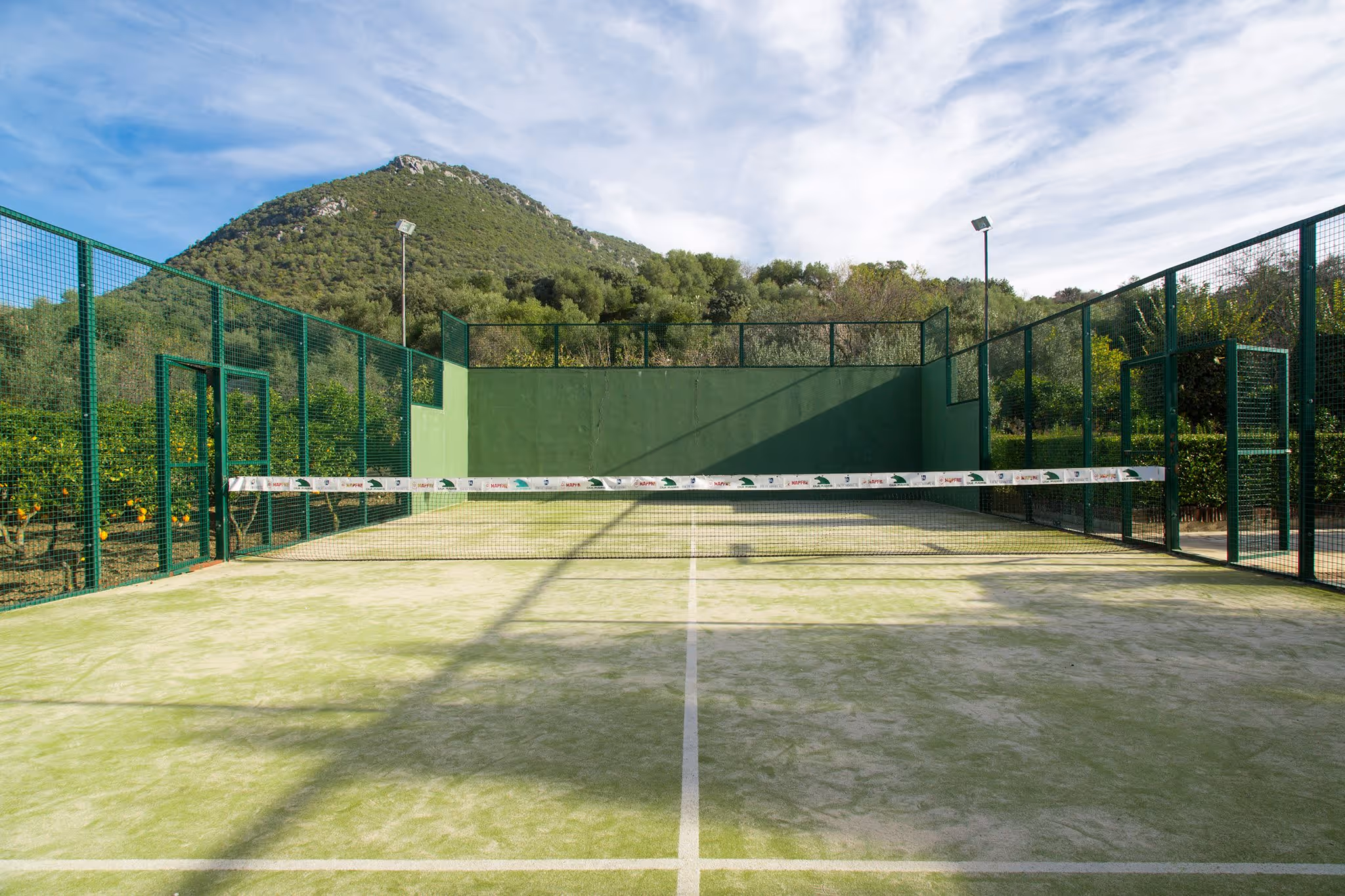 HaciendaElDescanso-Spain-1-Andalusia-court3.jpg