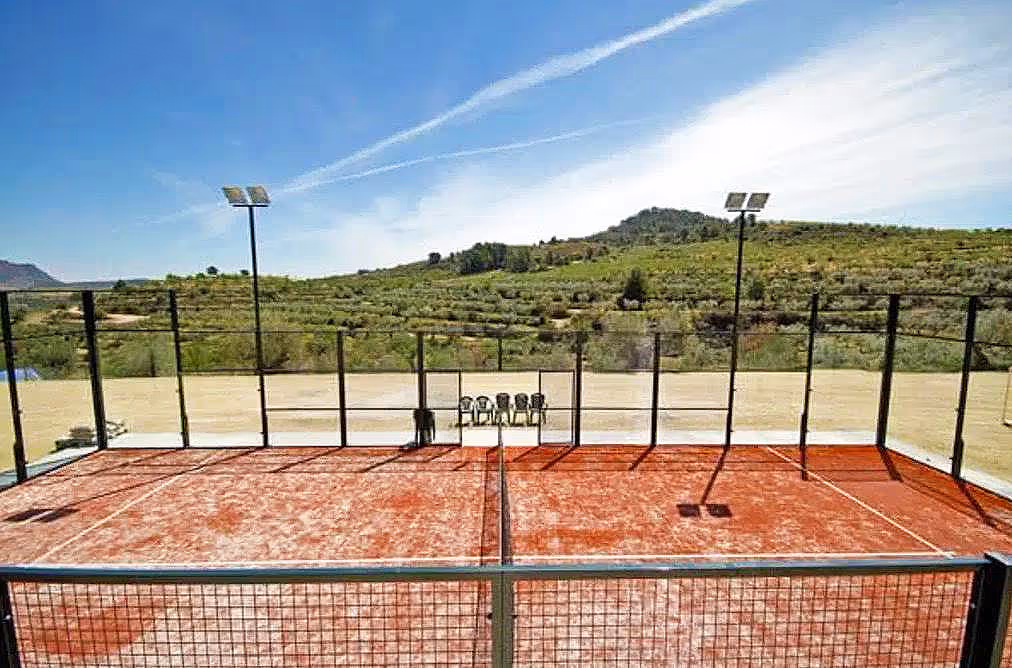 CasaRuralCortijoLosPradillos-Spain-1-Castile-LaMancha-court1.jpg