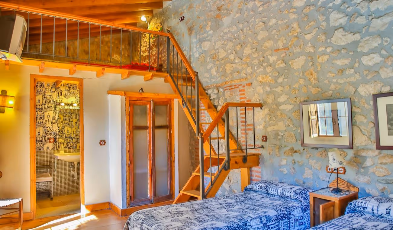 CortijoPalaceteLaTala-Spain-1-Andalusia-property2.jpg