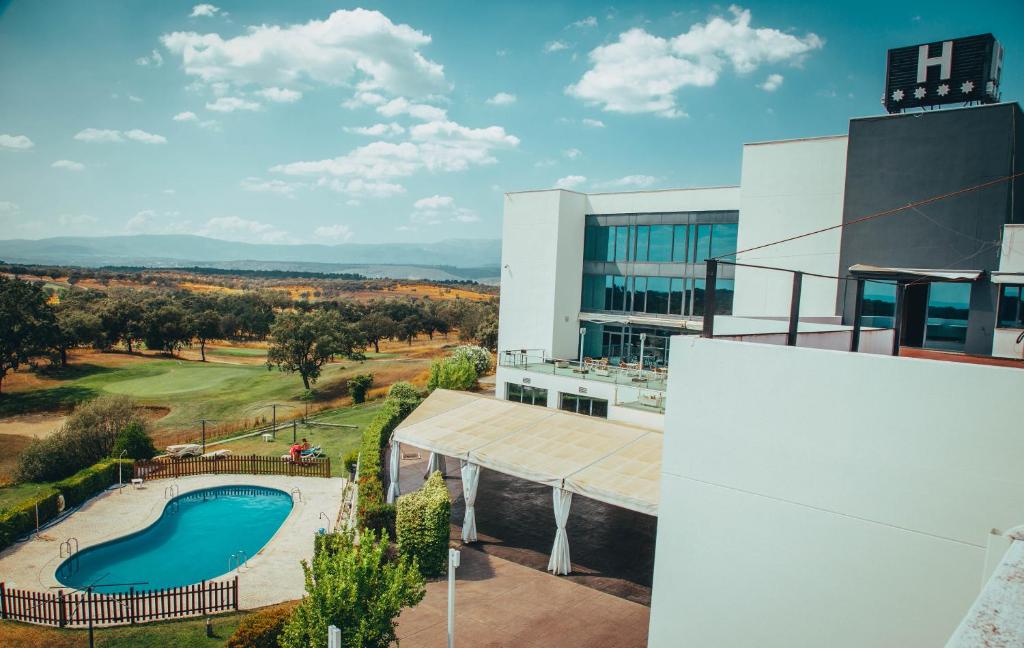 HospediumHotelVallesDeGredosGolf-Spain-1-Extremadura-property2.jpg