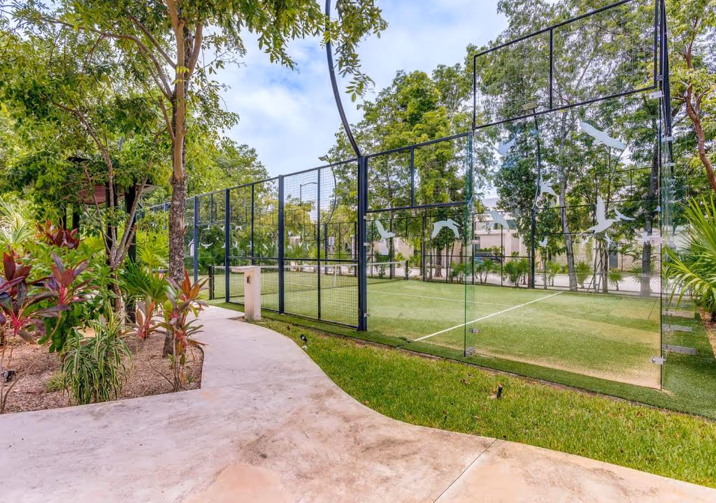 PlayadelCarmenPadelVilla-PlayadelCarmenPadelVilla-Mexico-hero.jpg