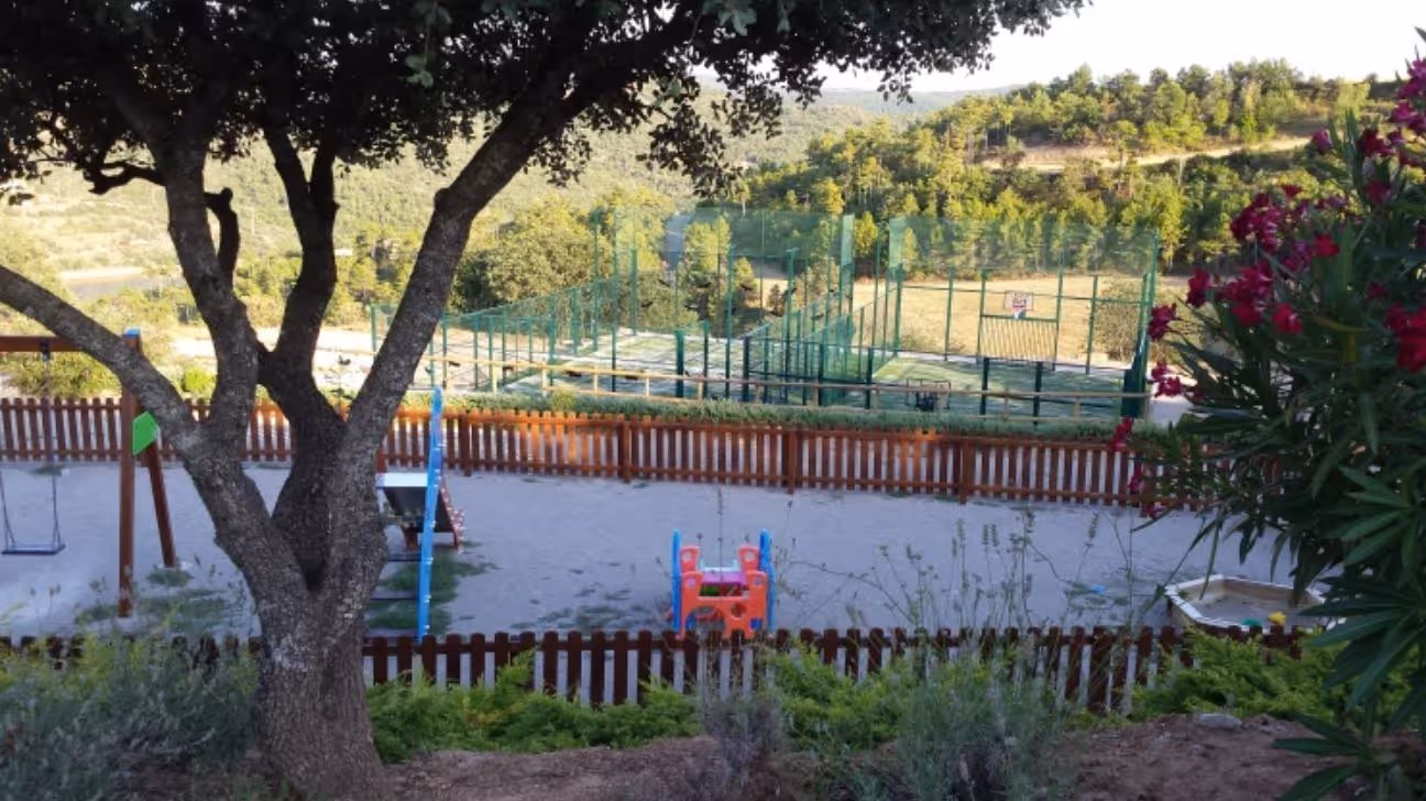 MasSerrallimpia-Spain-1-Catalonia-court1.jpg