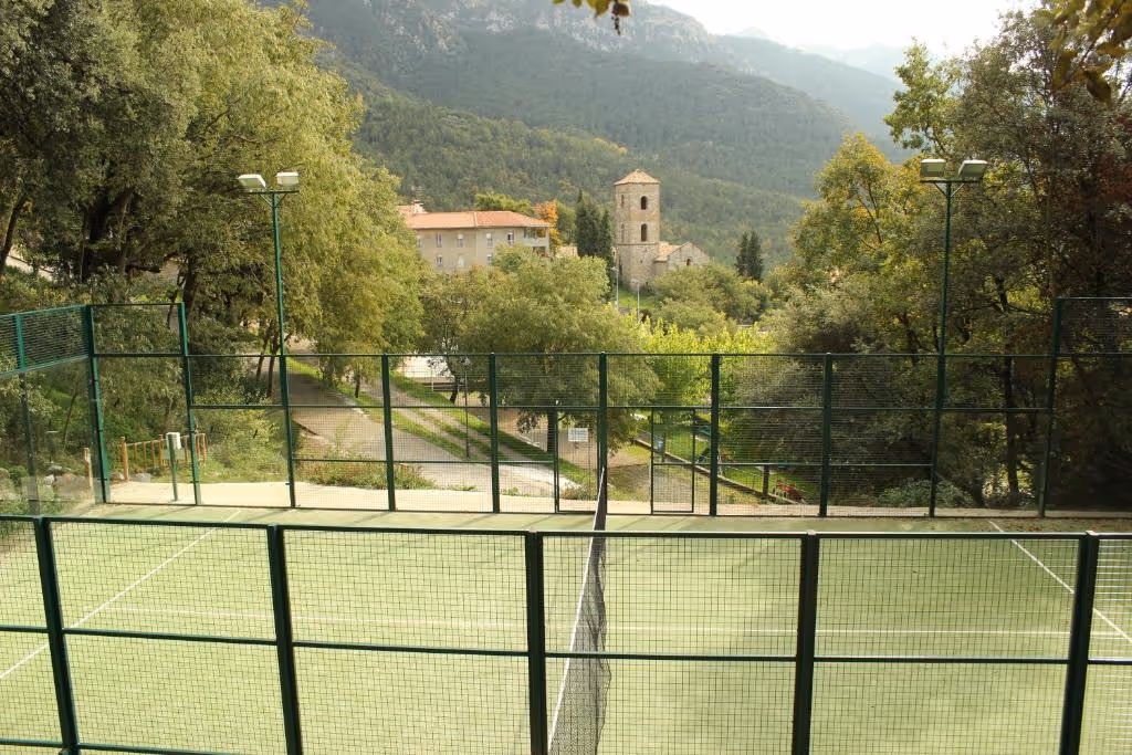 ViladomatRural-Spain-1-Catalonia-court2.jpg