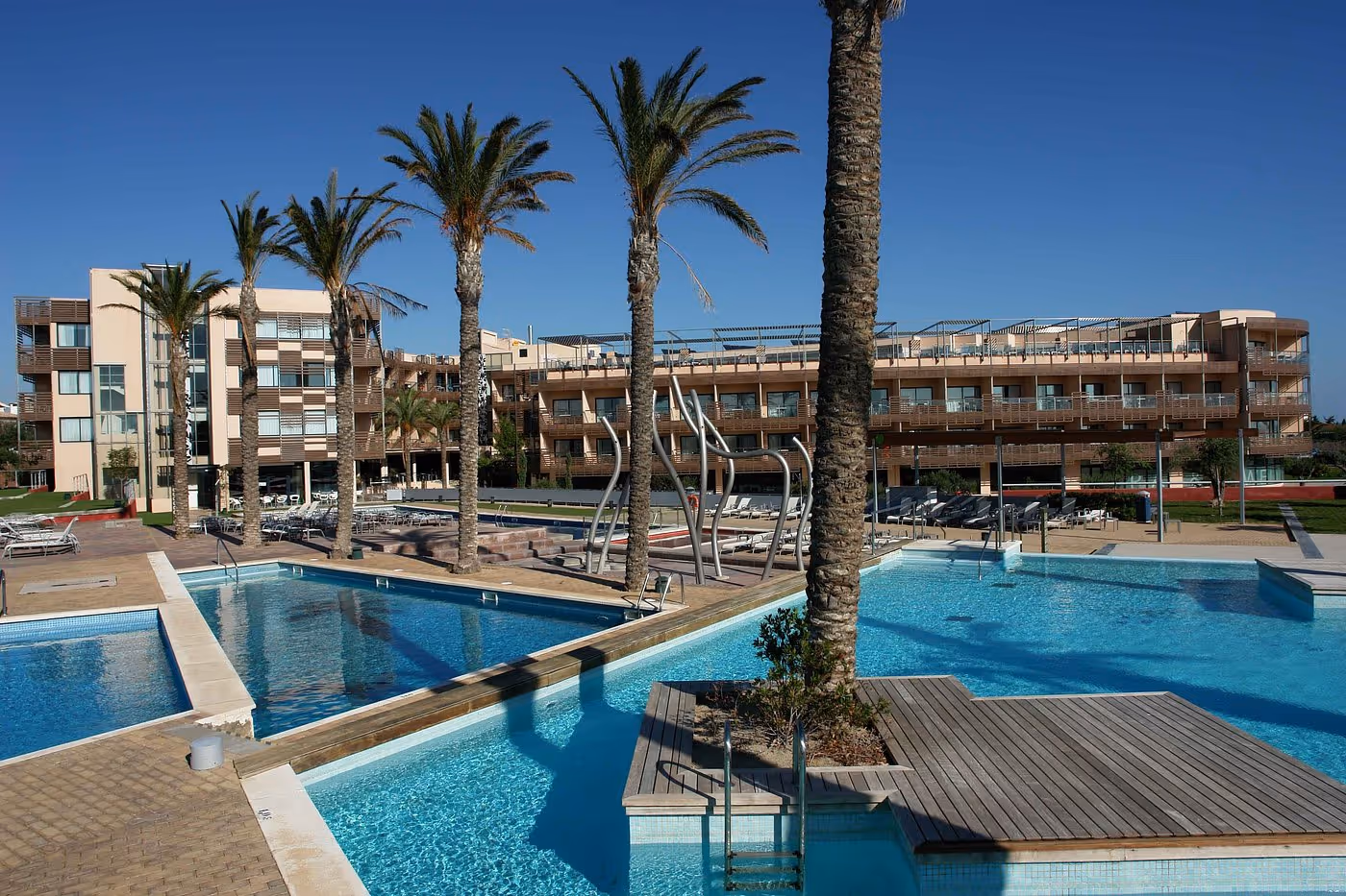 OhtelsLesOliveres-Spain-1-Catalonia-property2.jpg