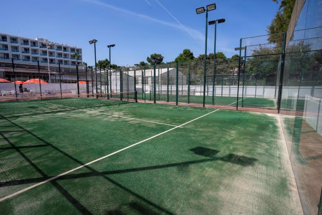 SethMestral&Llebeig-Spain-3-BalearicIslands-court2.jpg