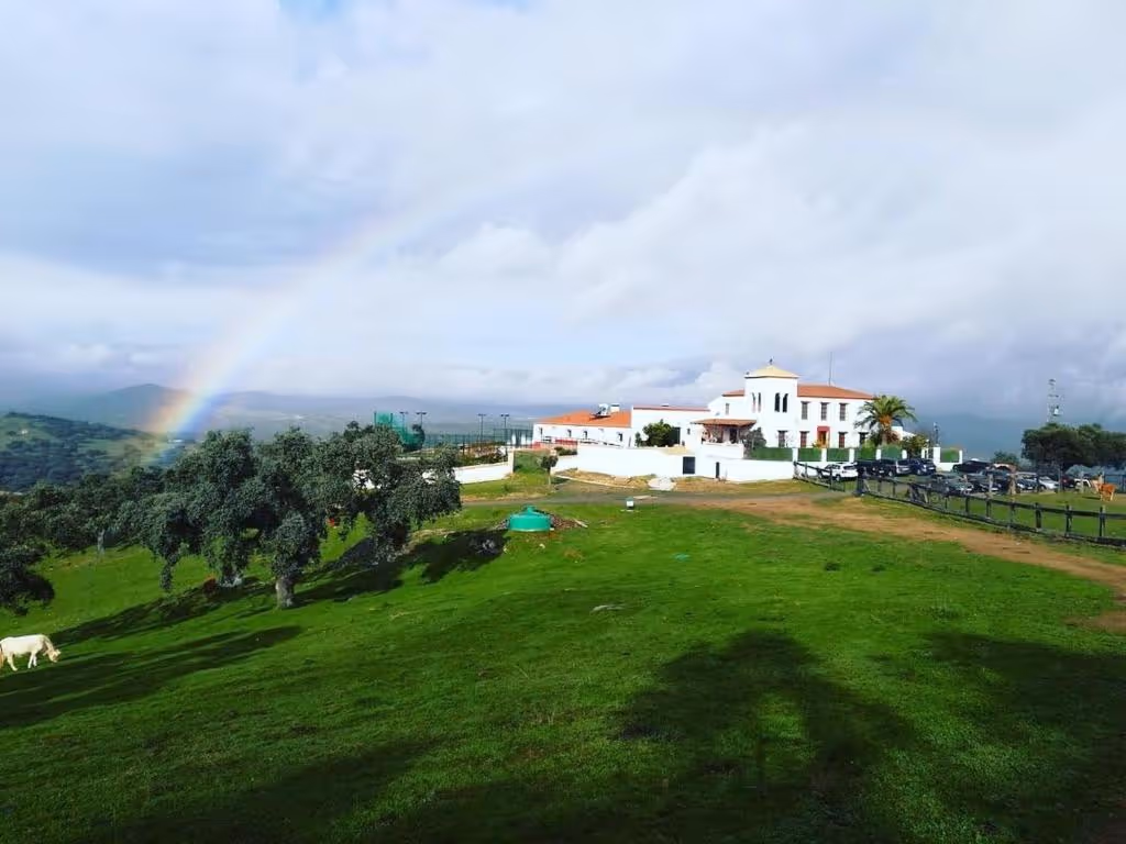 AlojamientoRuralBadajozLasDehesillas-Spain-1-Extremadura-property1.jpg
