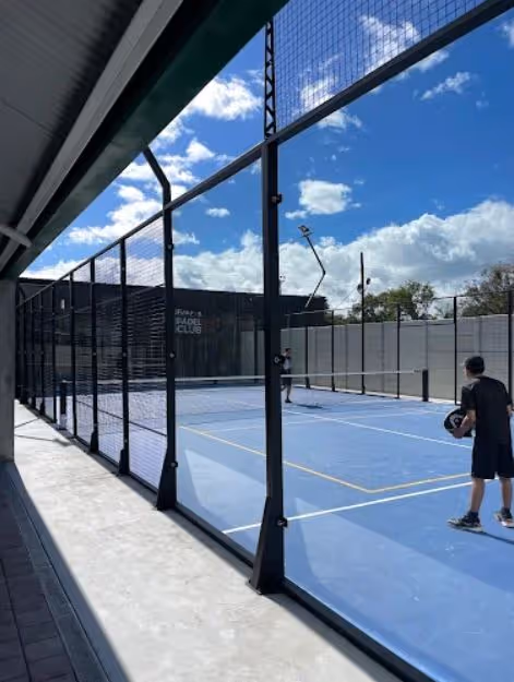 LosBrezosBoutiqueHotel-Panama-2-CanaryIslands-court1.jpg