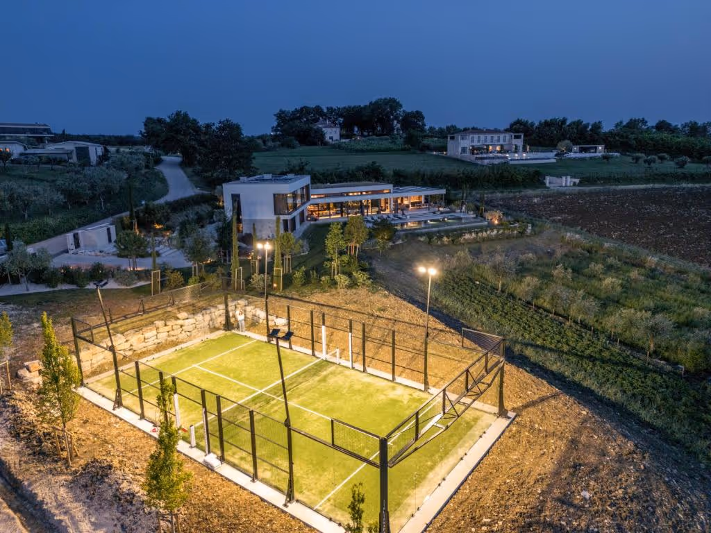VizinadaPadelVilla-Croatia-1-Vizinada-hero.jpg