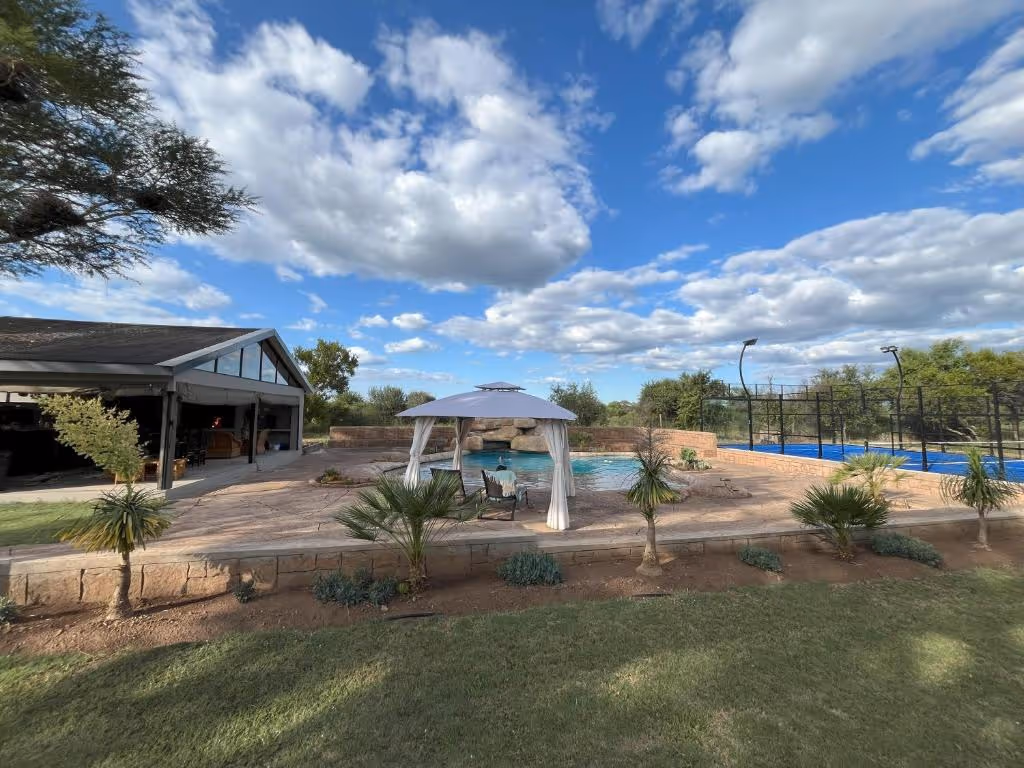 HammanskraalPadelVilla-SouthAfrica-1-Hammanskraal-court1.jpg