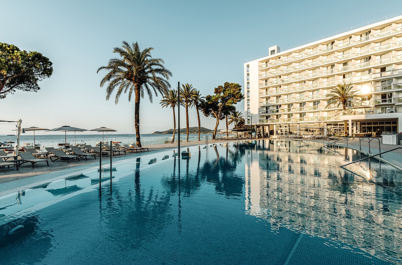TheIbizaTwiins4*Sup-Spain-4-BalearicIslands-property2.jpg