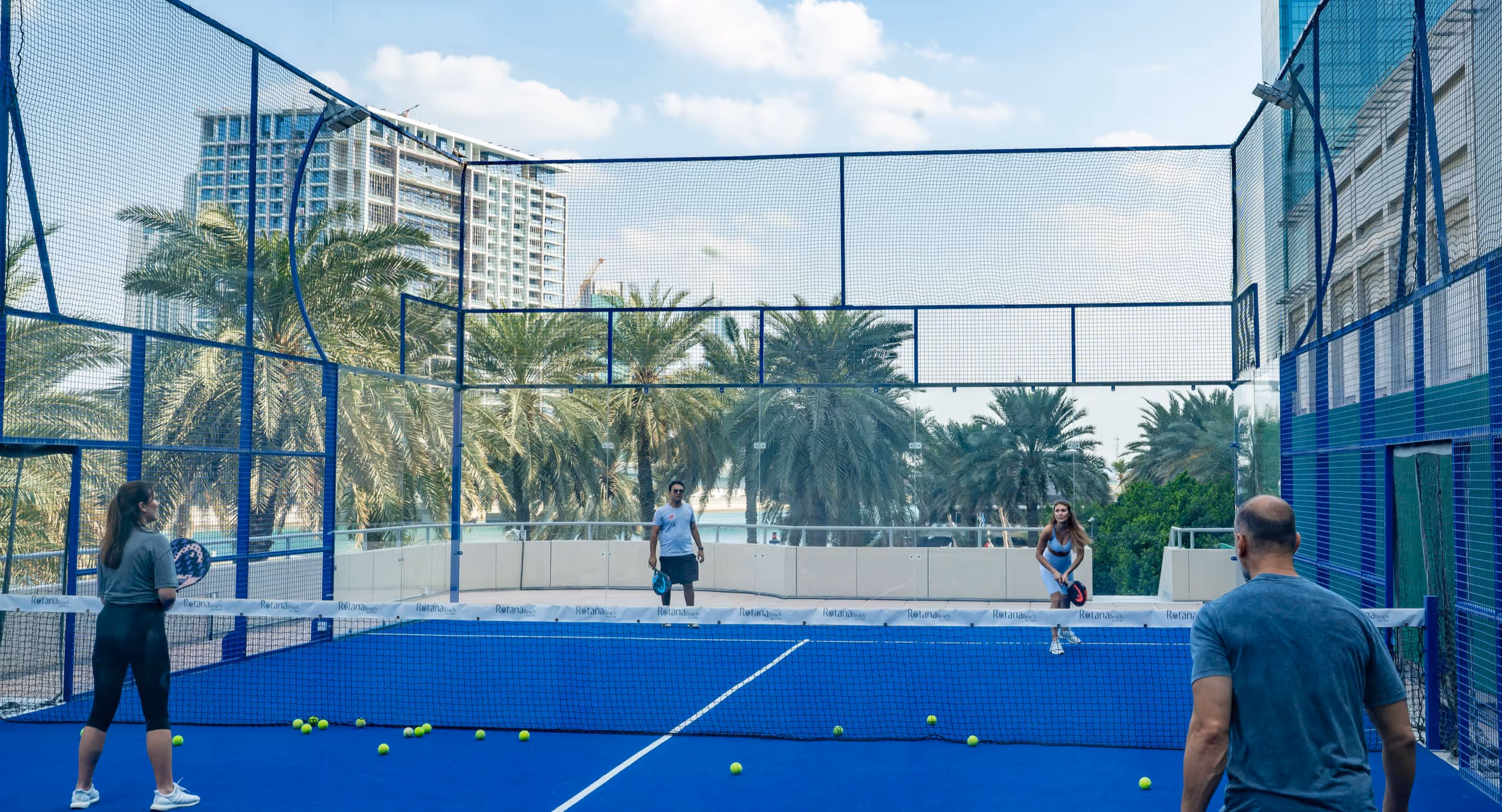 SaadiyatRotanaResortandVillas-UnitedArabEmirates-3-AbuDhabi-court1.jpg