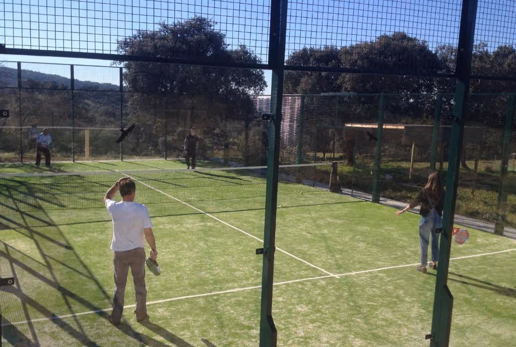 ComplejoRuralLosJarales-Spain-2-Extremadura-court3.jpg