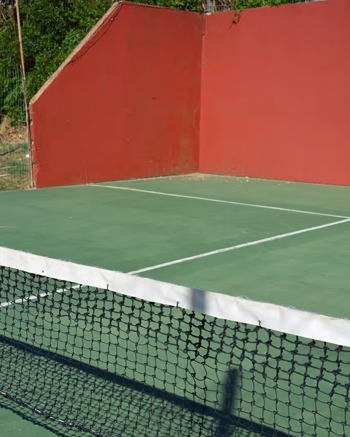 RonApartamentosTerrazas-Uruguay-1-Rocha-court1.jpg
