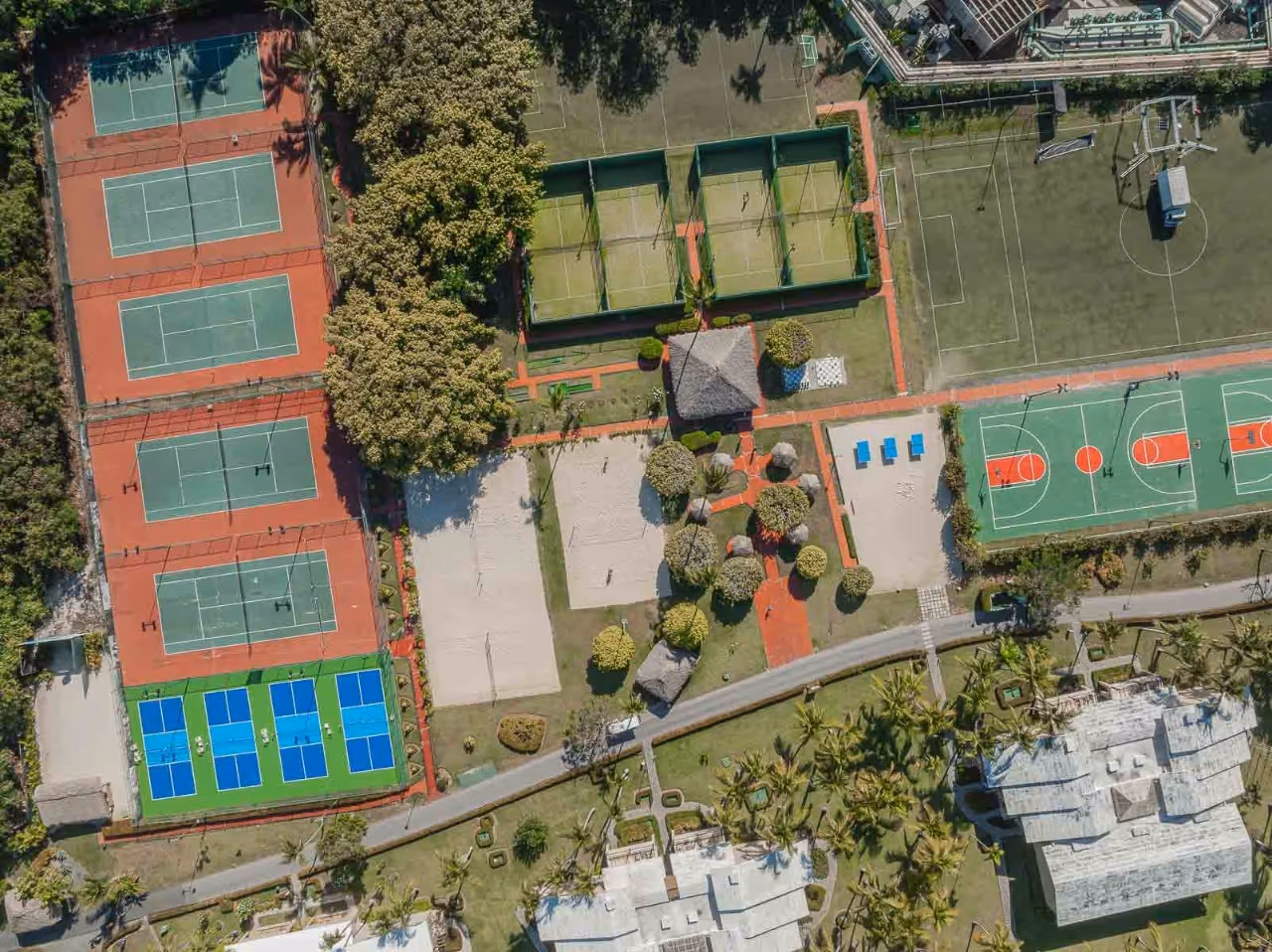 GrandPalladiumPalaceResortSpa&CasinoAllInclusive-DominicanRepublic-4-LaAltagracia-court3.jpg
