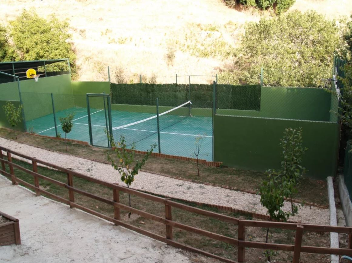 CasaRuralEtxarrienea-Spain-1-Navarre-court1.jpg