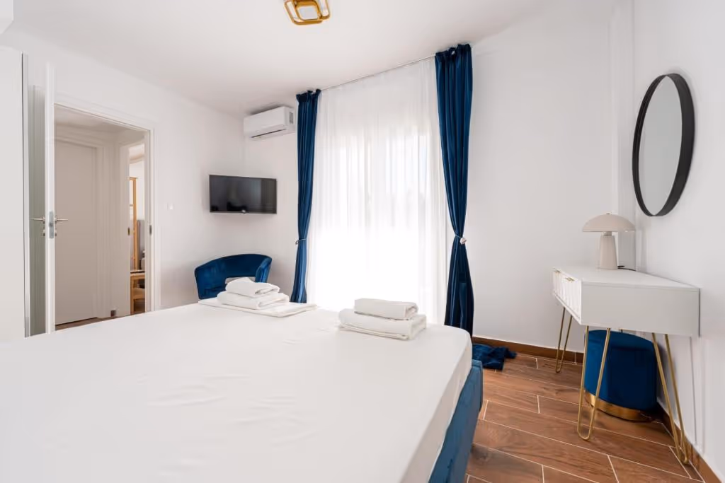 SaniBeverlyHillsLuxuryVillas-Greece-1-SaniBeach-property2.jpg