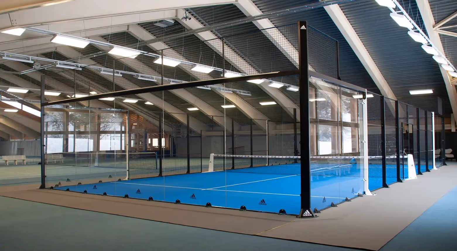 grand-hotel-des-bains-kempinski-switzerland-1-padel-courts-st.-moritz-court2.jpg