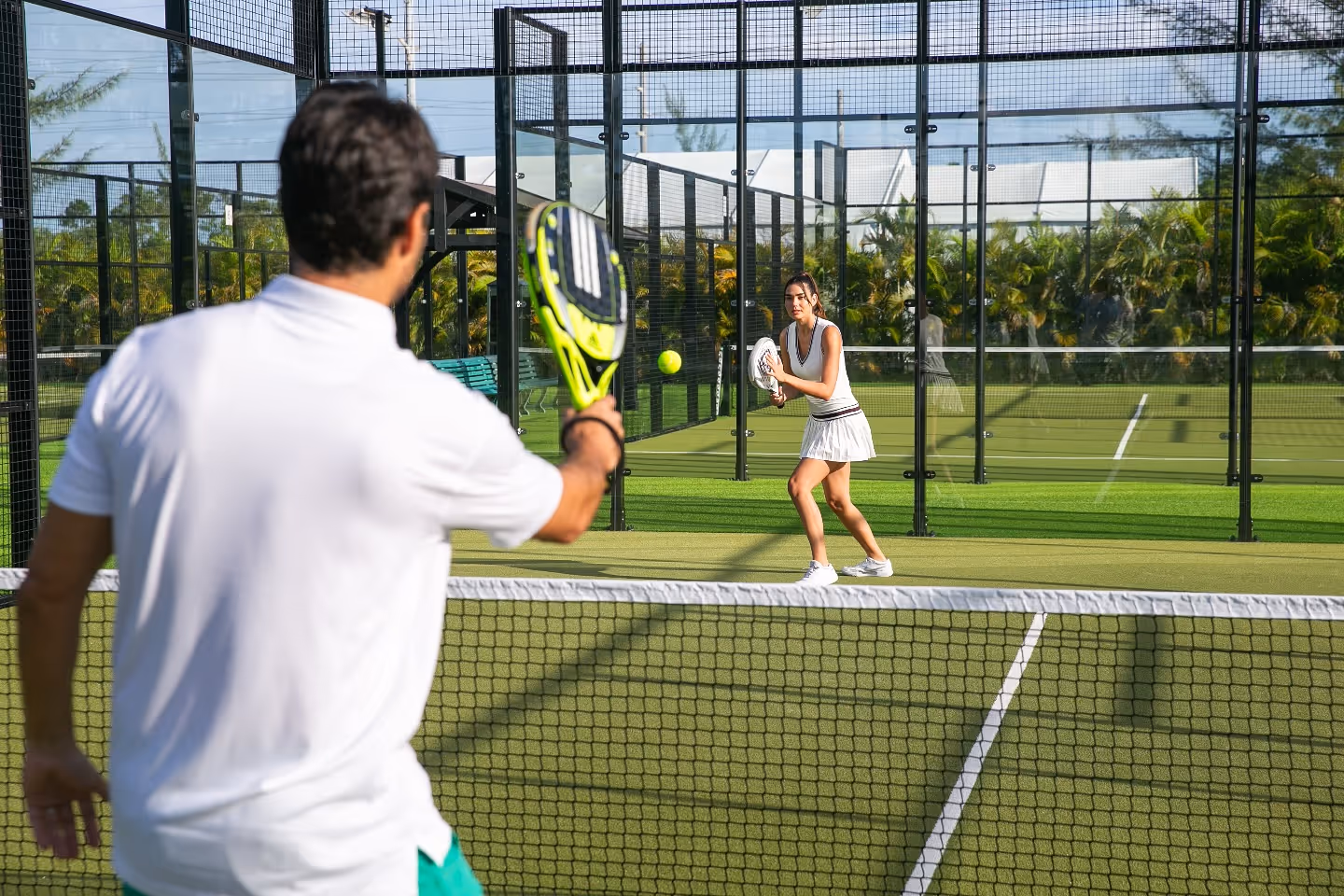 albany-bahamas-bahamas-9-padel-courts-new-providence-island-court1.jpg